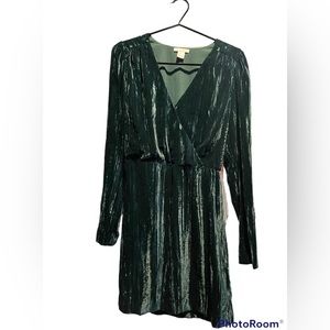 H&M dark green Velvet dress, size S
